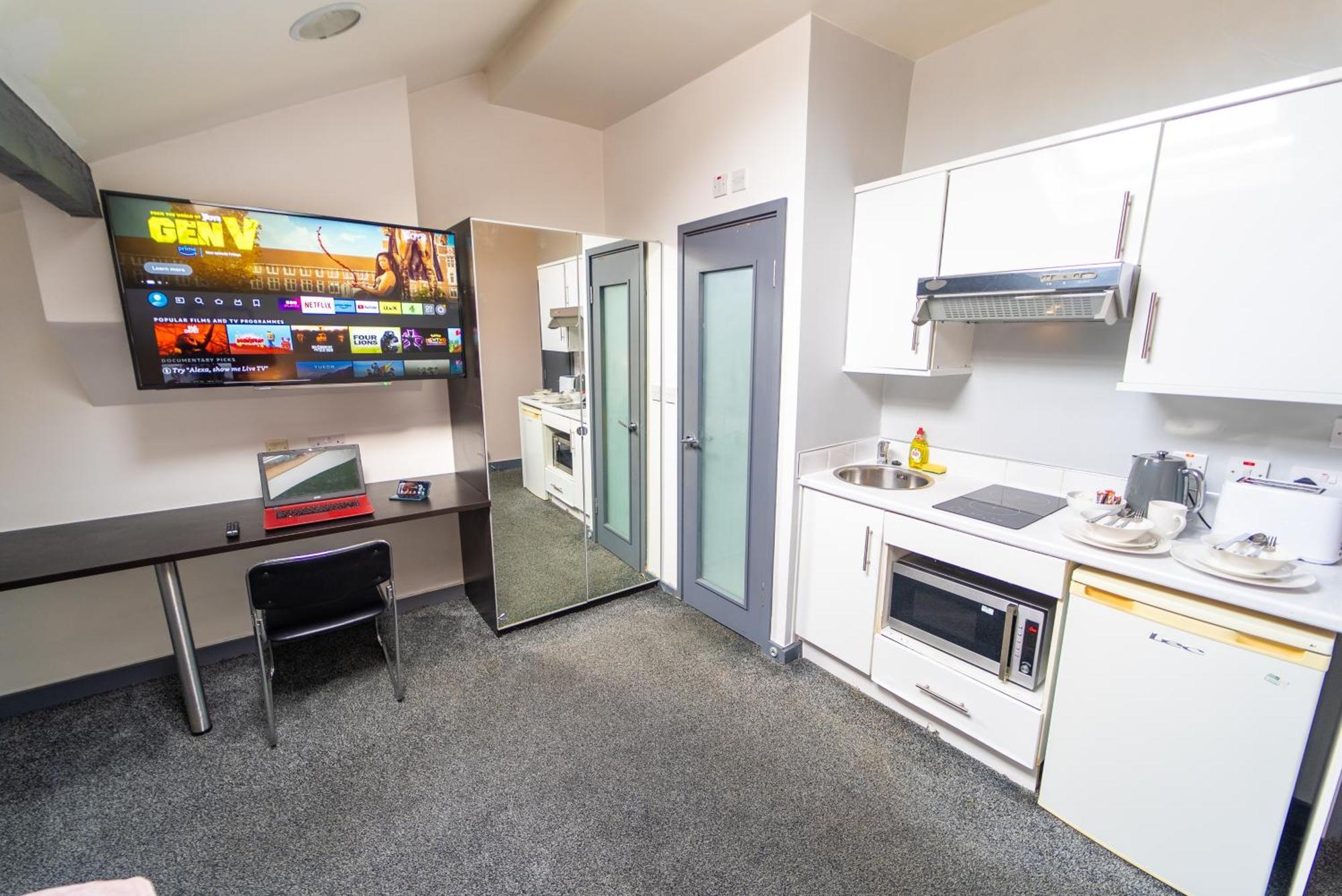 Remarkable 1-bed In